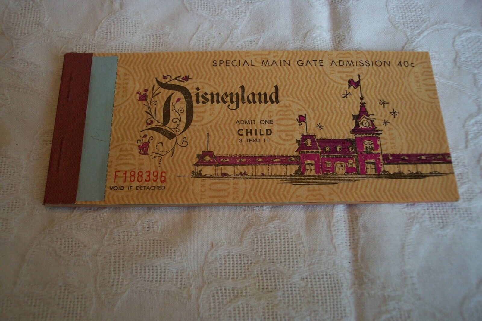 Vintage Disneyland Complete Child Admission Book, Ride Tickets Child June 1965